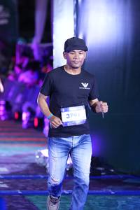 BIB: 3791
                            <button type="button" onclick="openModal(26221431)" class="btn btn-primary btn-sm float-right btn-popup" data-toggle="modal" data-target=".modal-high-quality">
                        <i class="fas fa-shopping-cart"></i> Add to Cart
                    </button>
                                            <button type="button" onclick="isThisMe(26221431, true)" class="btn btn-success btn-sm float-right btn-popup btn-isme hidden" data-toggle="tooltip" data-placement="bottom" title="นี่คือรูปของคุณใช่ไหม คลิกที่นี่เพื่อเอาเข้าอัลบั้ม">
                        <i class="fas fa-plus"></i> Add to album
                    </button>
                    <button type="button" onclick="isThisMe(26221431, false)" class="btn btn-warning btn-sm float-right btn-popup btn-isnotme hidden">
                        <i class="fas fa-ban"></i> Remove from album
                    </button>